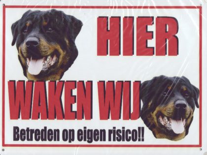 XL waakbord 2 Rottweilers vooraanzicht-0